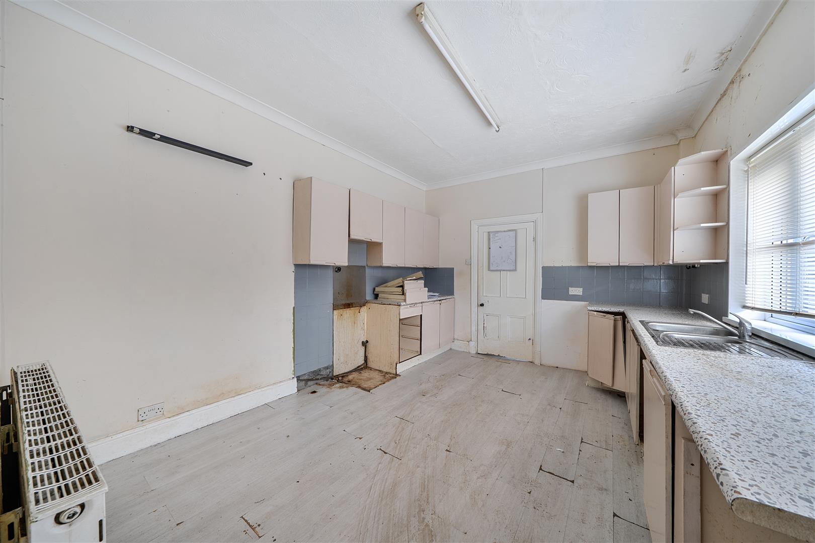 Montpelier Terrace, Mount Pleasant, Swansea, SA1 6JW